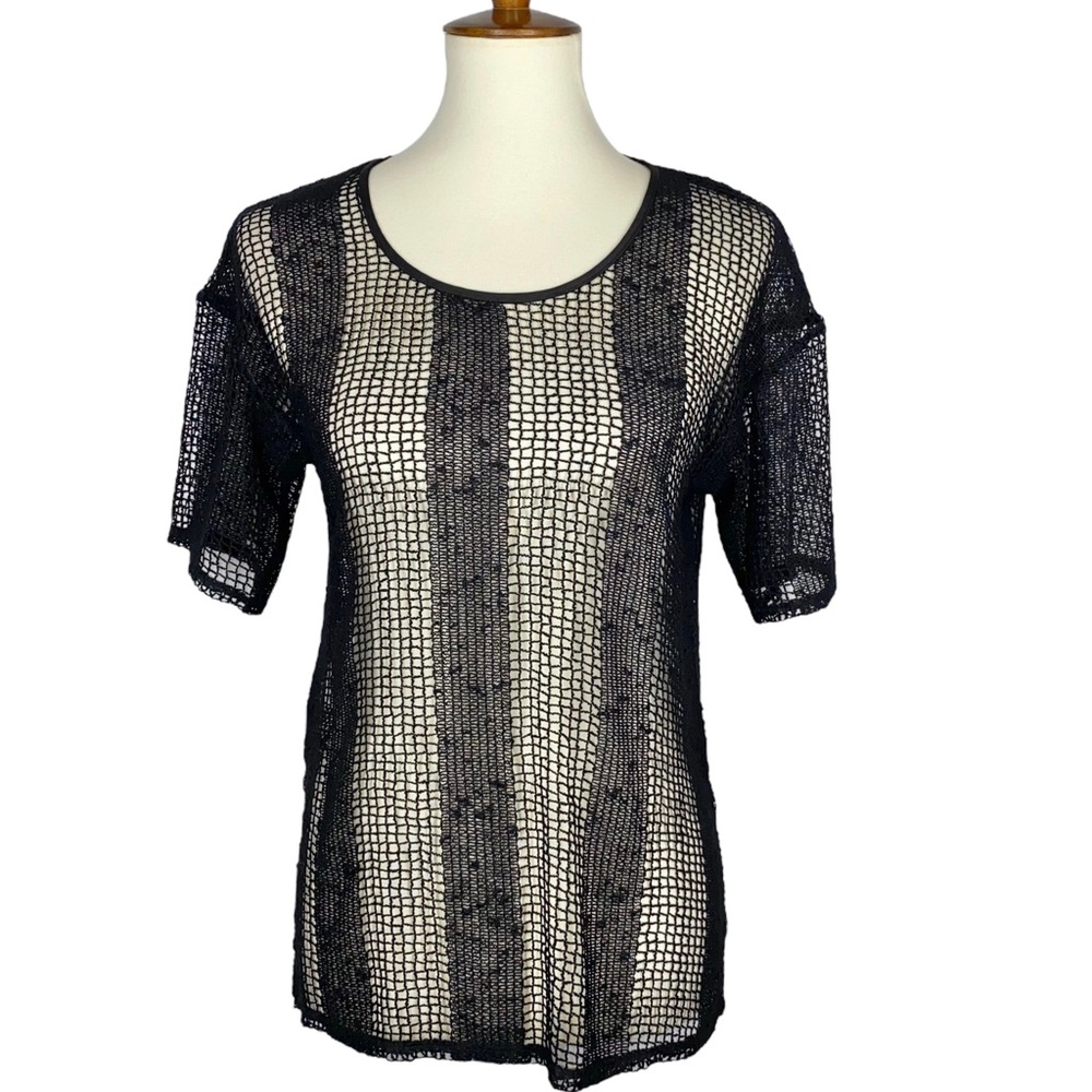 XS BCBGeneration Black Short Sleeve Full Crochet Mesh Knit Coverup Tee Shirt Top